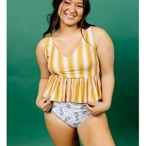 Kortni jeane ruched bottoms